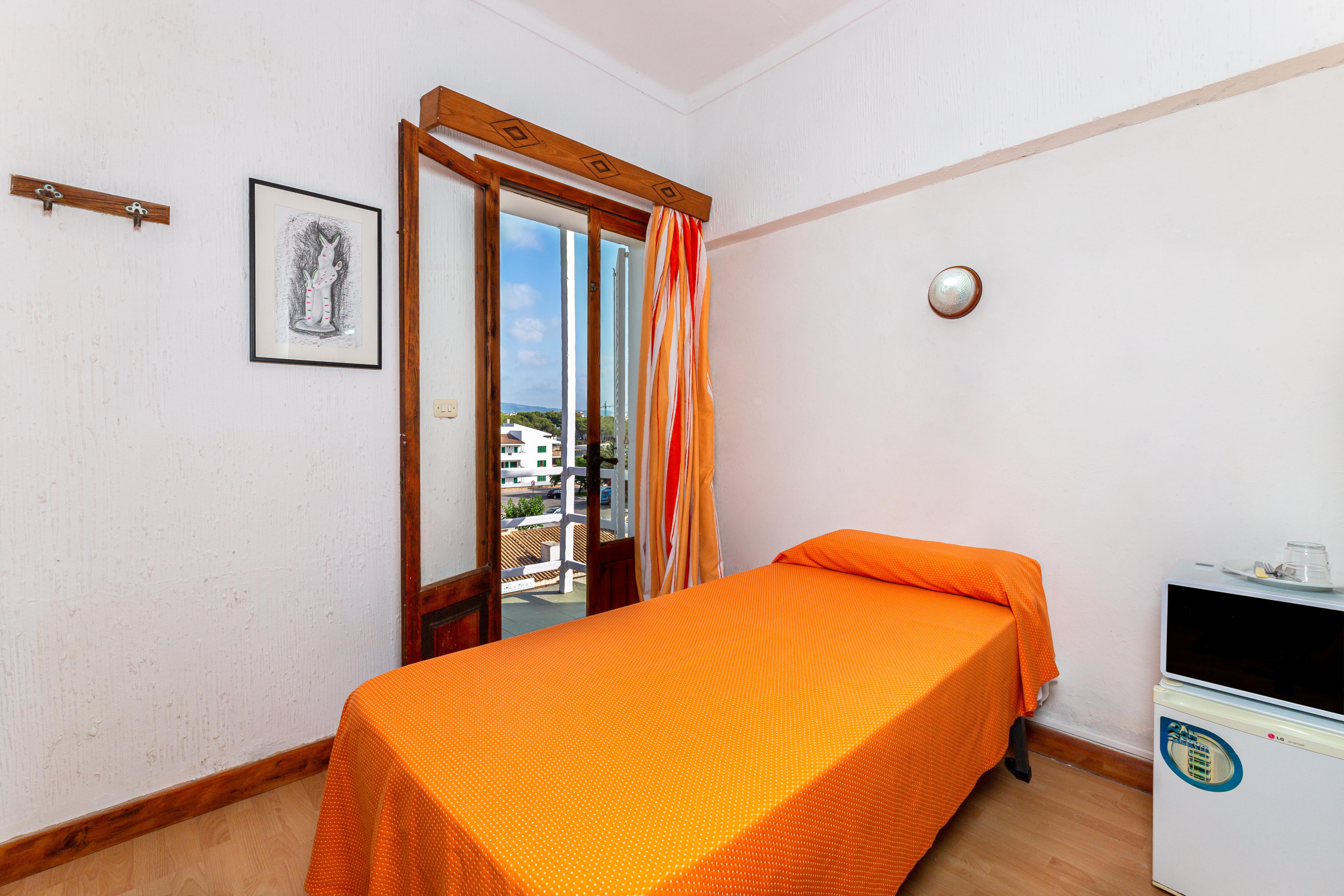 Hostal Residencia San Francisco Пуэрто-Колом Экстерьер фото