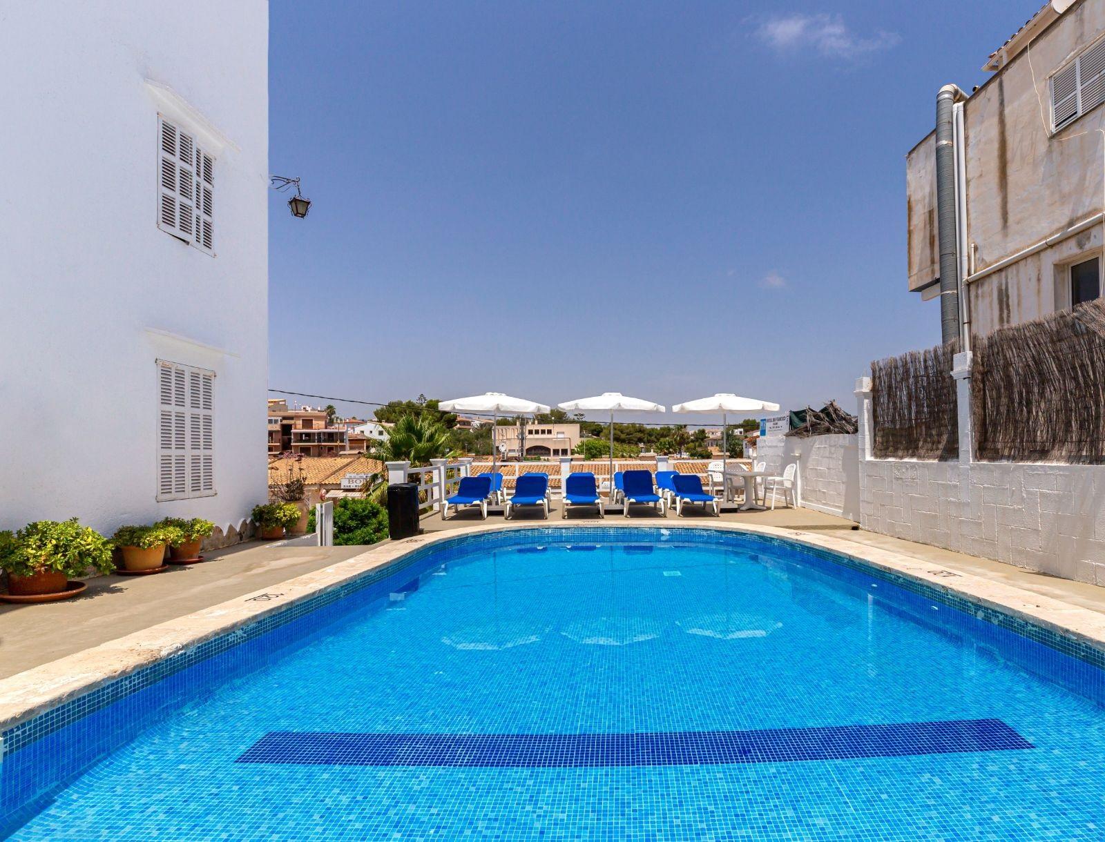 Hostal Residencia San Francisco Пуэрто-Колом Экстерьер фото